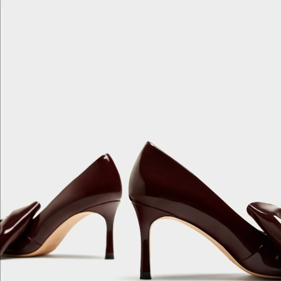 ZARA Faux Patent Court shoes with bow US 7.5 6.5 - Picture 3 of 6